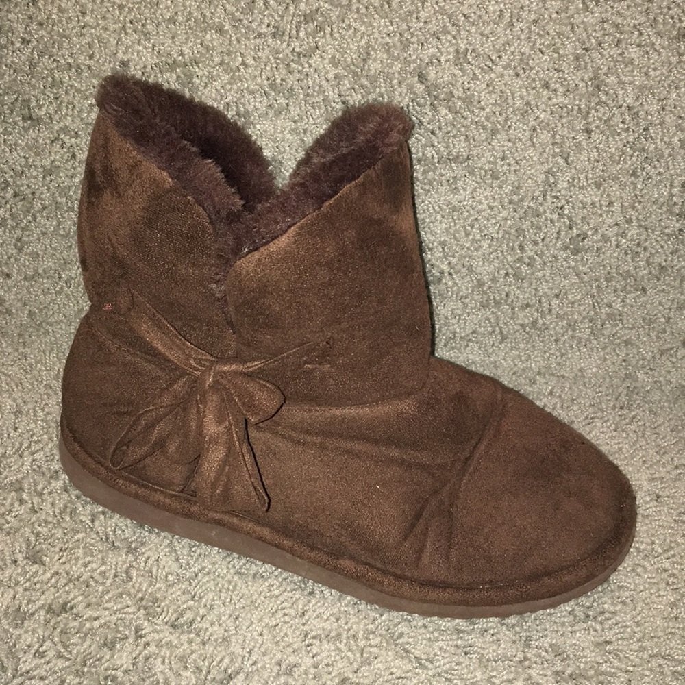 Slippers - Picture 2 of 2